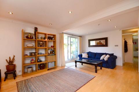 2 bedroom maisonette to rent, Clarence Avenue, Clapham, London, SW4