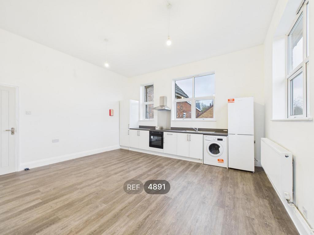 Kitchen / Living area