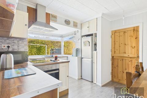 2 bedroom semi-detached bungalow for sale, Bray Avenue, Trusthorpe LN12