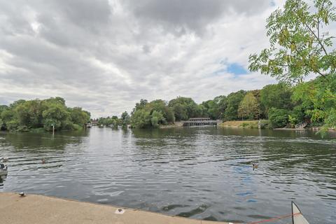 undefined, Thames Street, Weybridge KT13