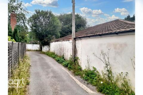 3 bedroom bungalow for sale, 9a Nine Mile Ride, Wokingham