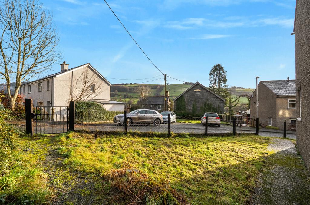 1384460-25-693c16...