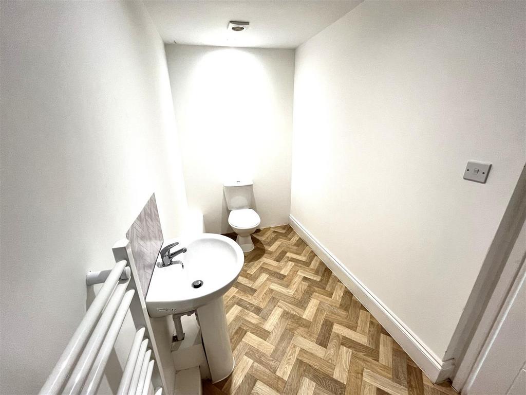 Ground Floor Shower Room1.jpeg
