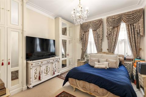 3 bedroom apartment for sale, Sloane Terrace, London, SW1X