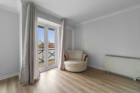 undefined, Maynards Quay, London, E1W