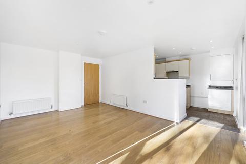 2 bedroom apartment to rent, Southwold Road, Hackney E5