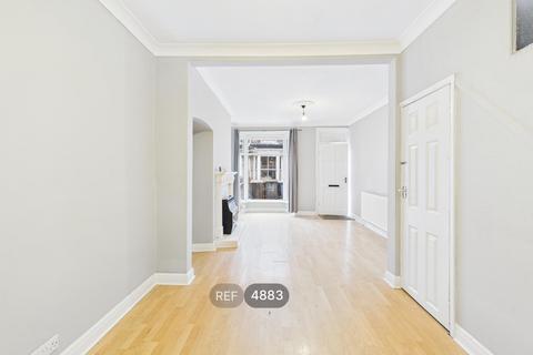 undefined, Chatsworth Avenue, HU5 3SE