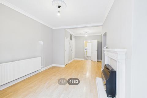 undefined, Chatsworth Avenue, HU5 3SE