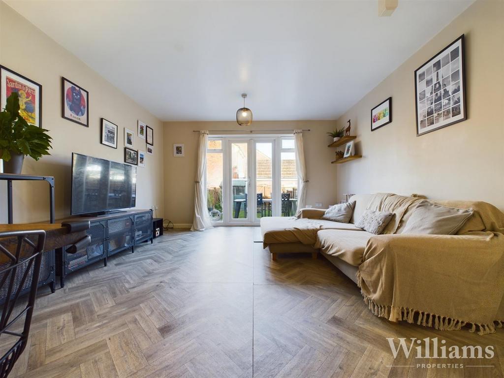 CAM04950 G0-PR0022-STILL001.jpg