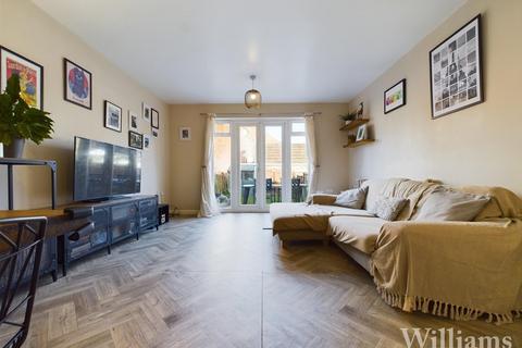 2 bedroom terraced house for sale, Great Meadow Way, Aylesbury HP19