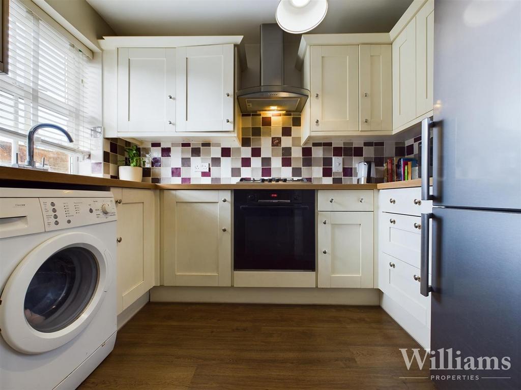 CAM04950 G0-PR0022-STILL006.jpg