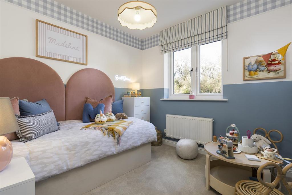 Brom bed 4.jpg