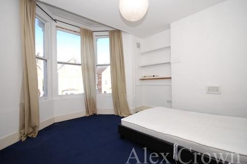 2 bedroom flat to rent, Carlton Road, Finsbury Park