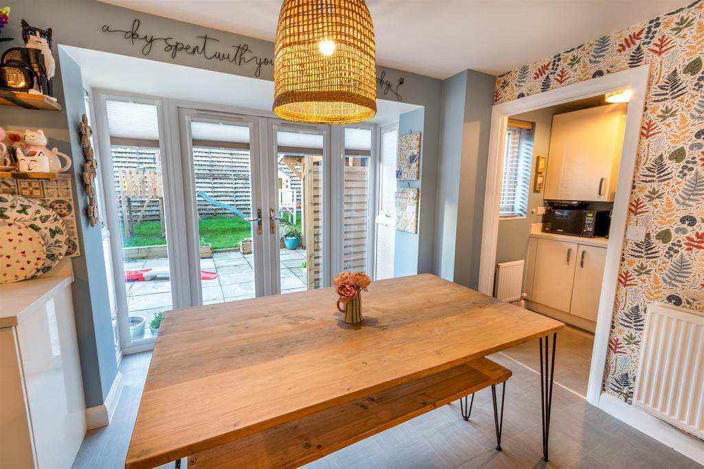 Kitchen Diner