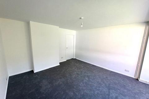 undefined, Somerset Avenue, SO18