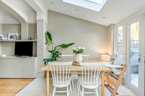 undefined, Arragon Gardens, London SW16