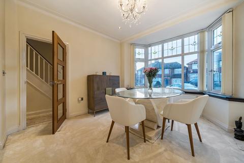3 bedroom semi-detached house for sale, Pickett Croft, Stanmore HA7