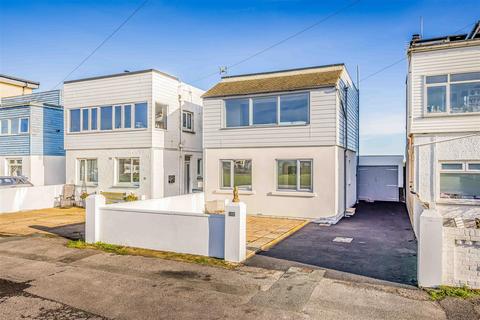 3 bedroom house to rent, Sandy Beach Estate, Hayling Island PO11