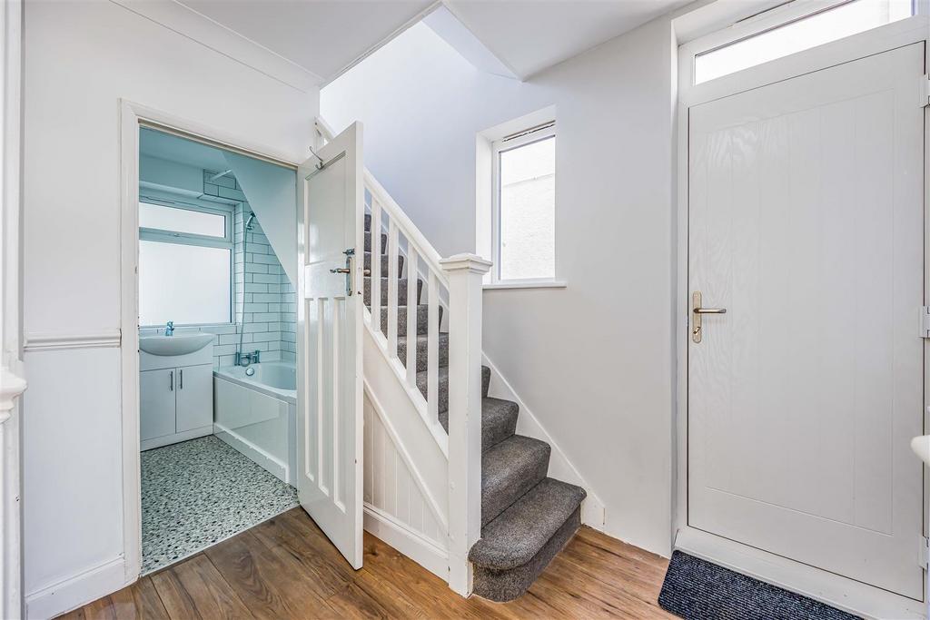 23 Sandy Beach Estate, Hayling Island-Small-Portic