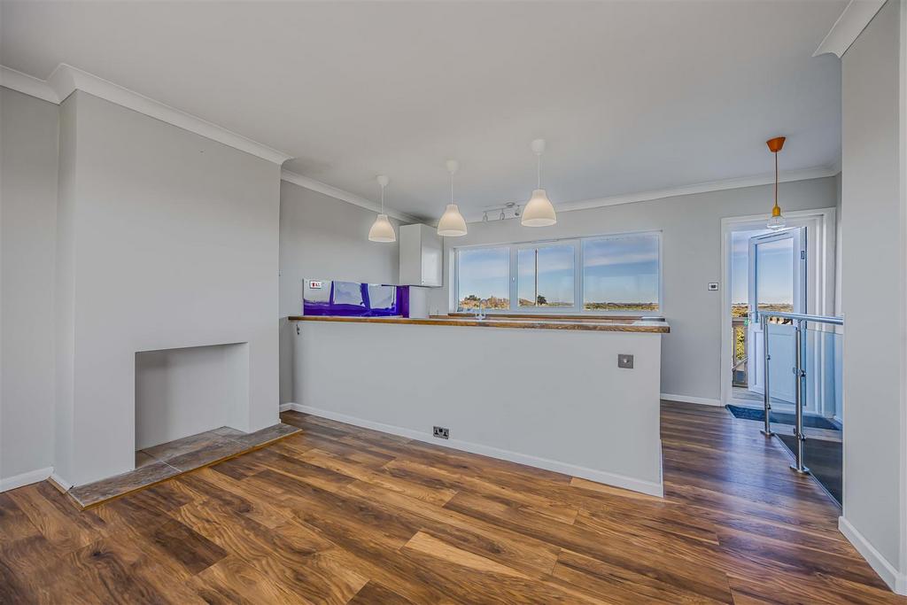 23 Sandy Beach Estate, Hayling Island-Small-Portic