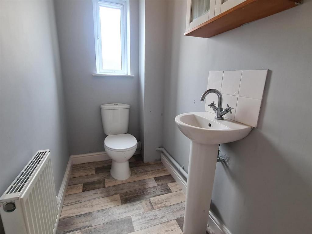 Downstairs wc