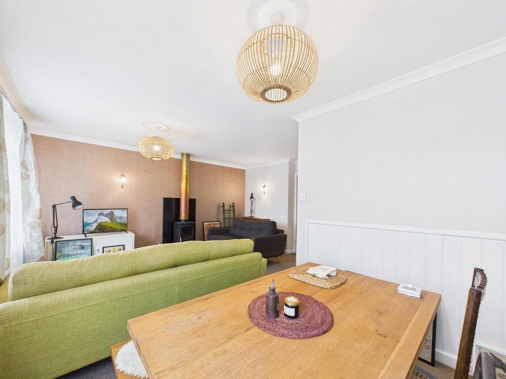 CAM03066 G0-PR0033-STILL005.jpg