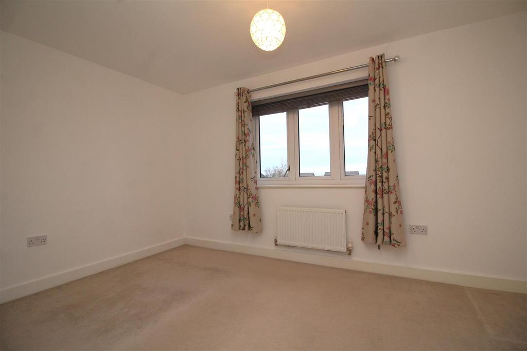 Bedroom 2 .JPG
