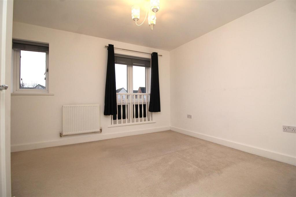 Bedroom 1 .JPG