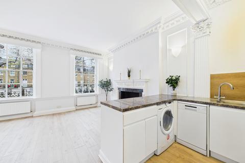 2 bedroom flat to rent, Brompton Square, South Kensington, London, SW3
