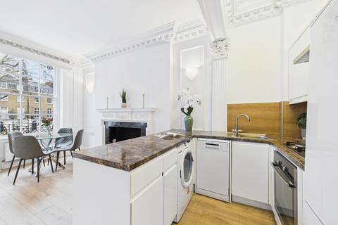 2 bedroom flat to rent, Brompton Square, South Kensington, London, SW3
