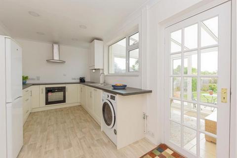 3 bedroom terraced house to rent, Rutland Road, Stamford, PE9
