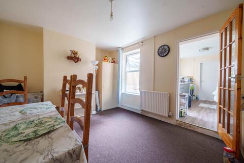undefined, Edmund Street, Swindon SN1