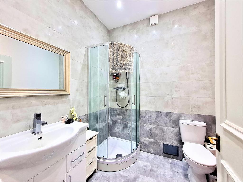 Battersea Park Road, bathroom, Eden Harper