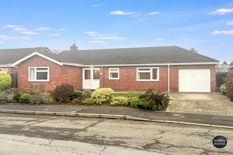 2 bedroom detached bungalow for sale, Hillary Drive, Kings Acre, Hereford, HR4