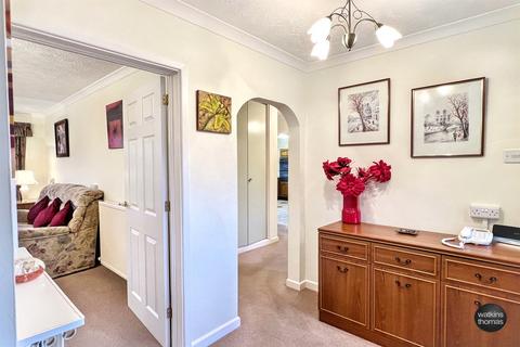 2 bedroom detached bungalow for sale, Hillary Drive, Kings Acre, Hereford, HR4