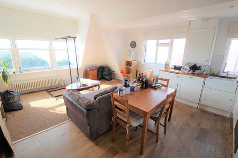 undefined, 2 Bed Apartment close to the Beach