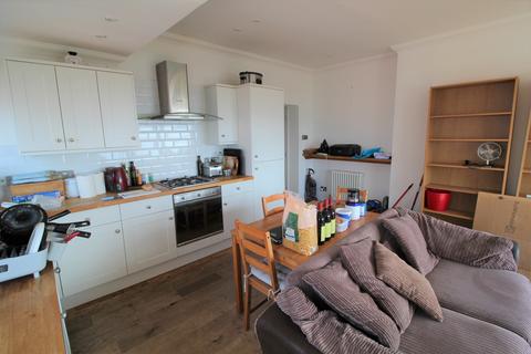 undefined, 2 Bed Apartment close to the Beach