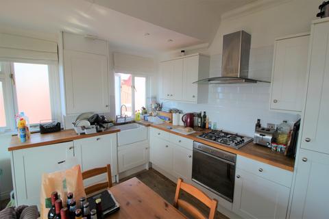 undefined, 2 Bed Apartment close to the Beach