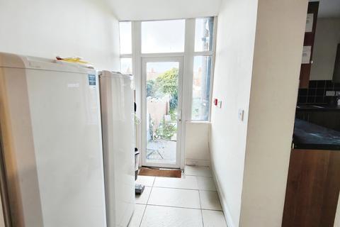 undefined, Rothersthorpe Road, Northampton, Northamptonshire, NN4