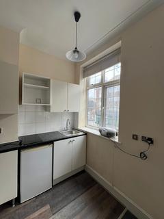 undefined, Vivian Avenue, London NW4