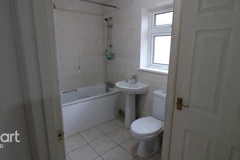 1 bedroom apartment to rent, Boreham Road, LONDON