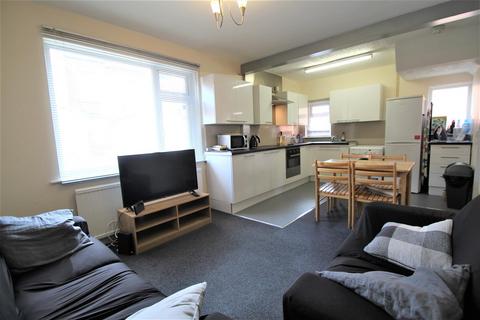 undefined, Headingley Mount, Headingley, Leeds, LS6 3JX