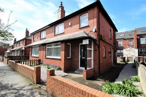 undefined, Headingley Mount, Headingley, Leeds, LS6 3JX