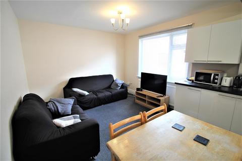 undefined, Headingley Mount, Headingley, Leeds, LS6 3JX