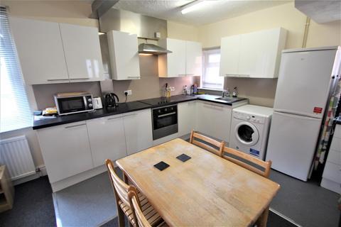 undefined, Headingley Mount, Headingley, Leeds, LS6 3JX