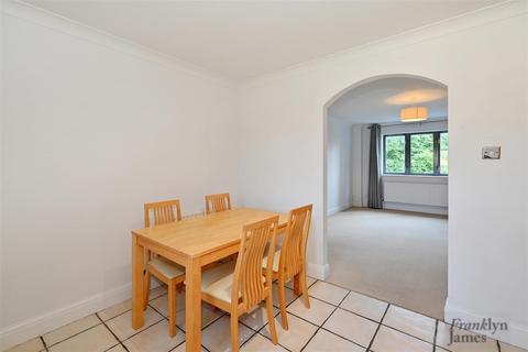2 bedroom apartment to rent, Compass Poiint, Grenade Street, London, E14