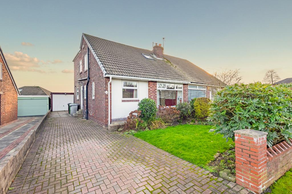 3 Bedroom Semi Detached Bungalow for Sale