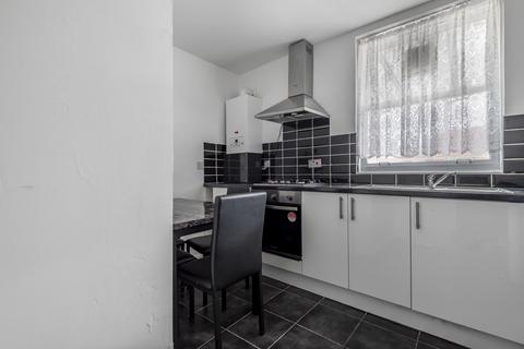 undefined, Fulham Road, Fulham, London, SW6