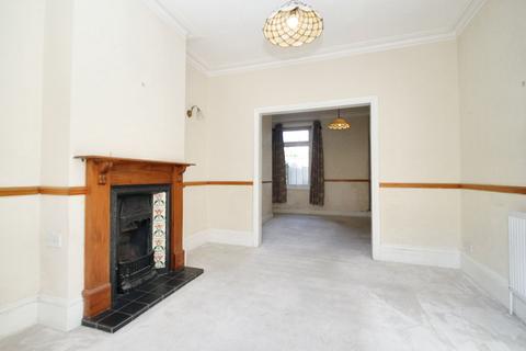 undefined, West Grove, Woodford Green, IG8