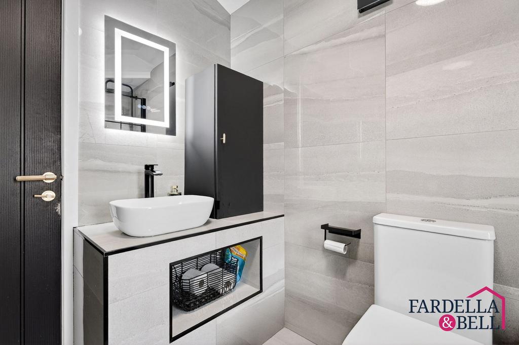 General Upstairs Description